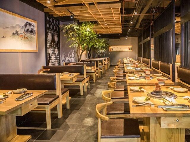 Thiết kế nhà hàng Hàn Quốc nội thất gỗ